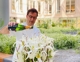 Diederik Gommers doopt nieuwe tulp Healthcare